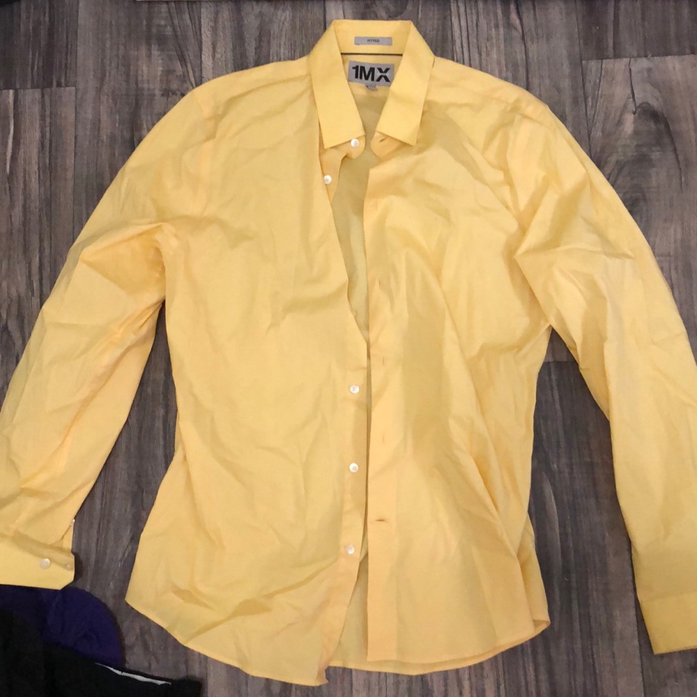 Fitted Yellow express dress shirt